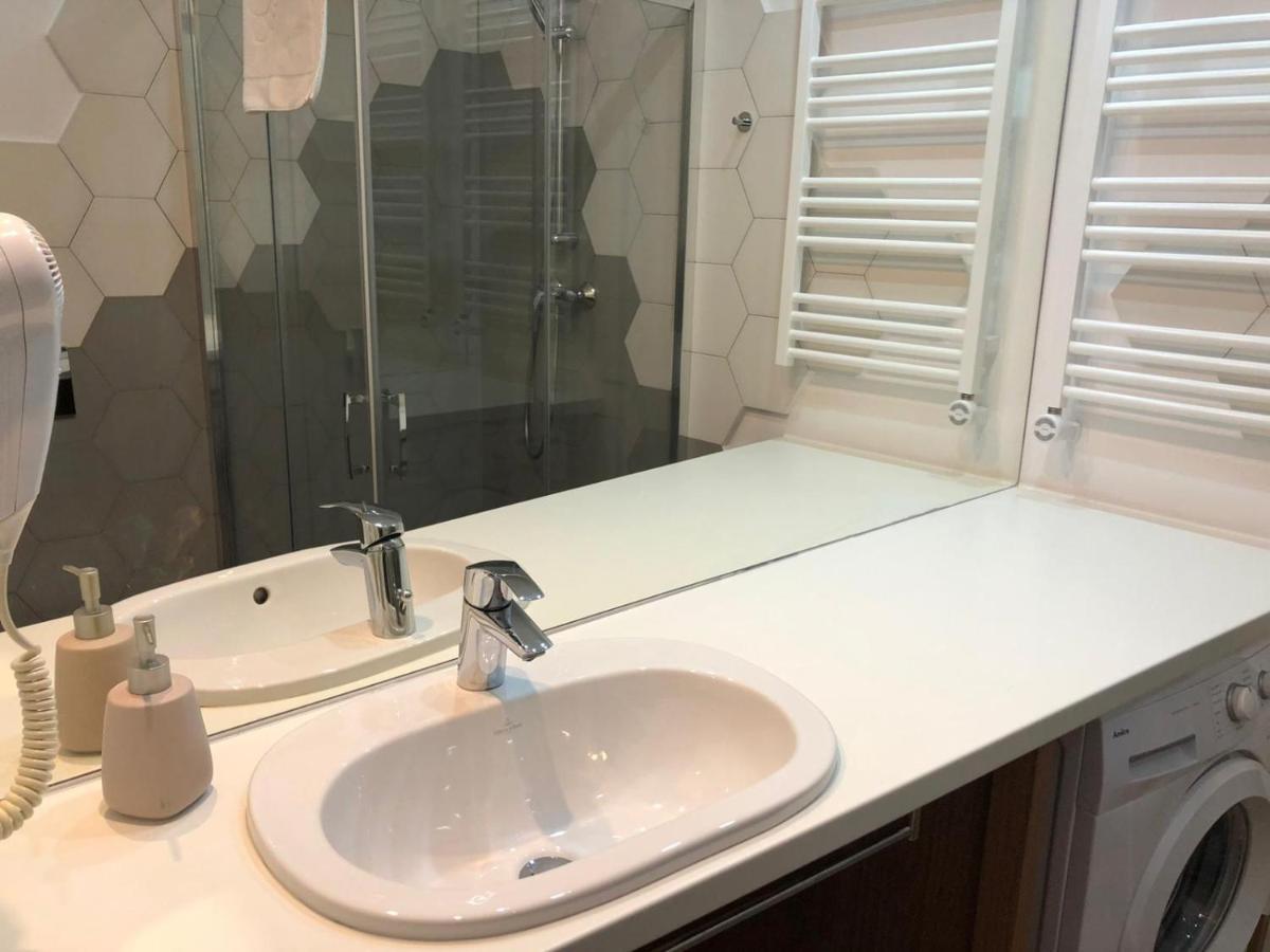 Prywatny Apartament W Hotelu A46 - 365Pam Sarbinowo Exterior foto
